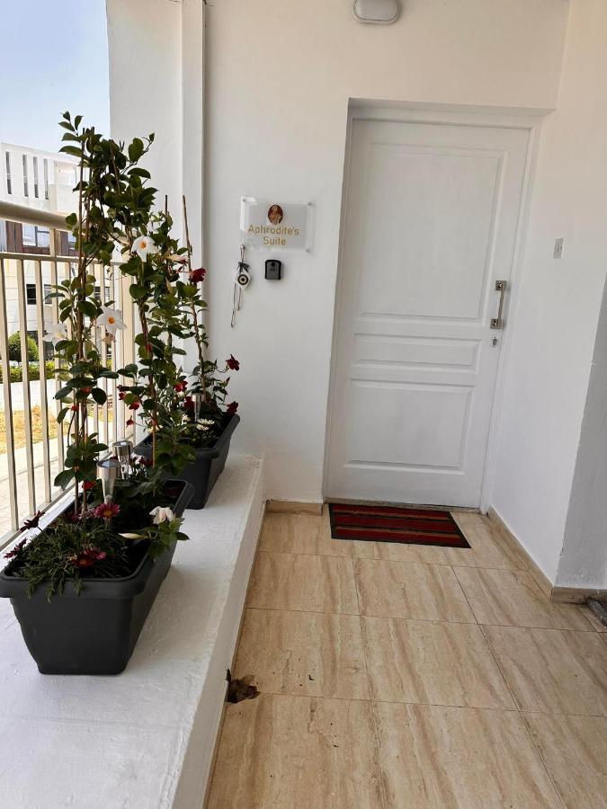 Aphrodites Suite Paphos Buitenkant foto